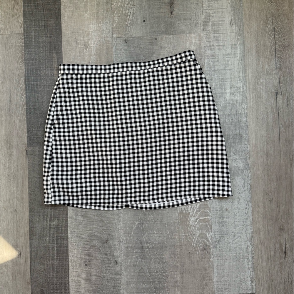 GINGHAM SKIRT WITH POCKETS